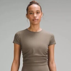 Lululemon T-shirt